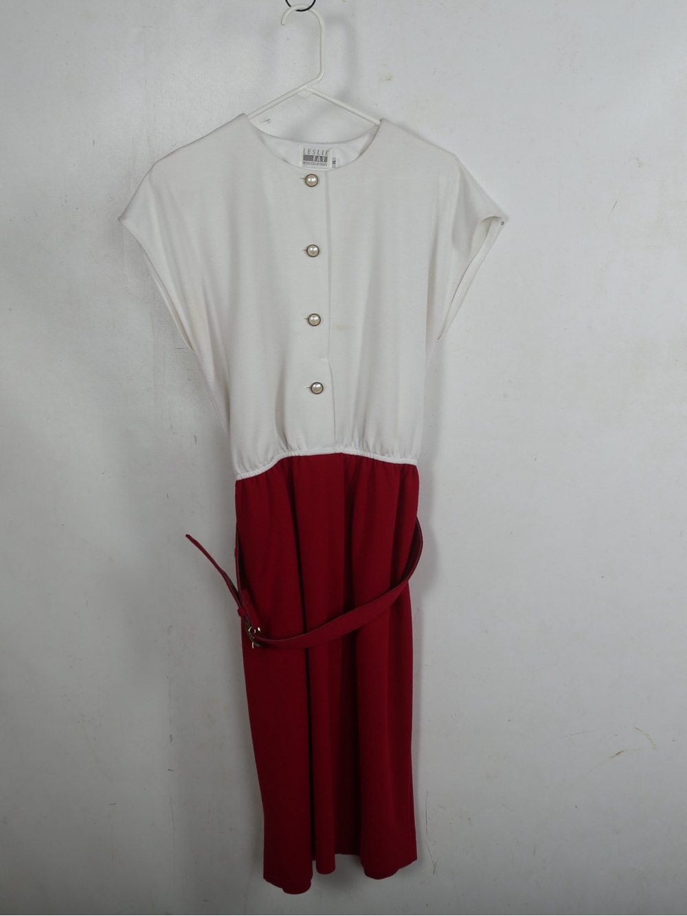 Leslie Fay Two-Tone White and Red Midi Dress with Belt